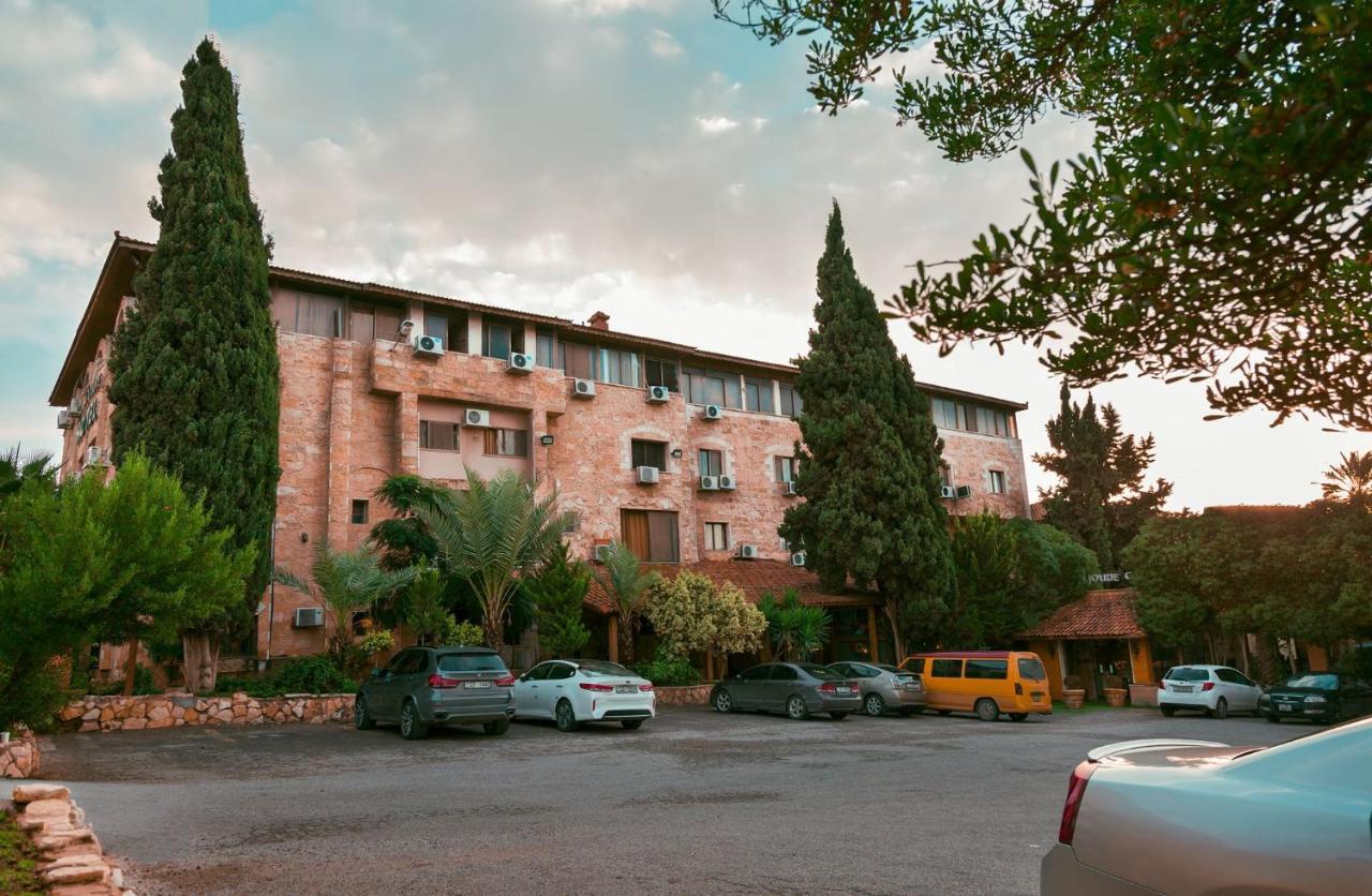 Al Joude Hotel Irbid Dış mekan fotoğraf